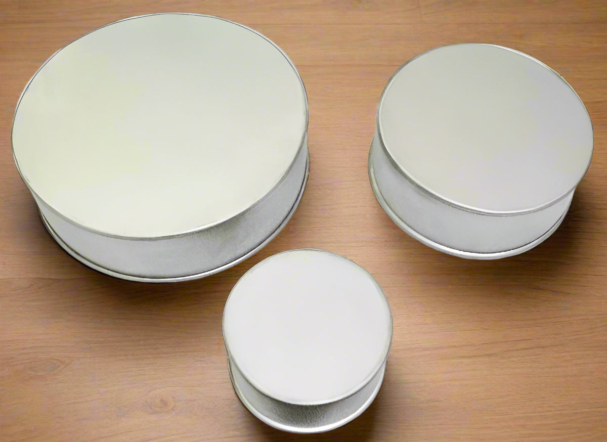 round shape tin set
